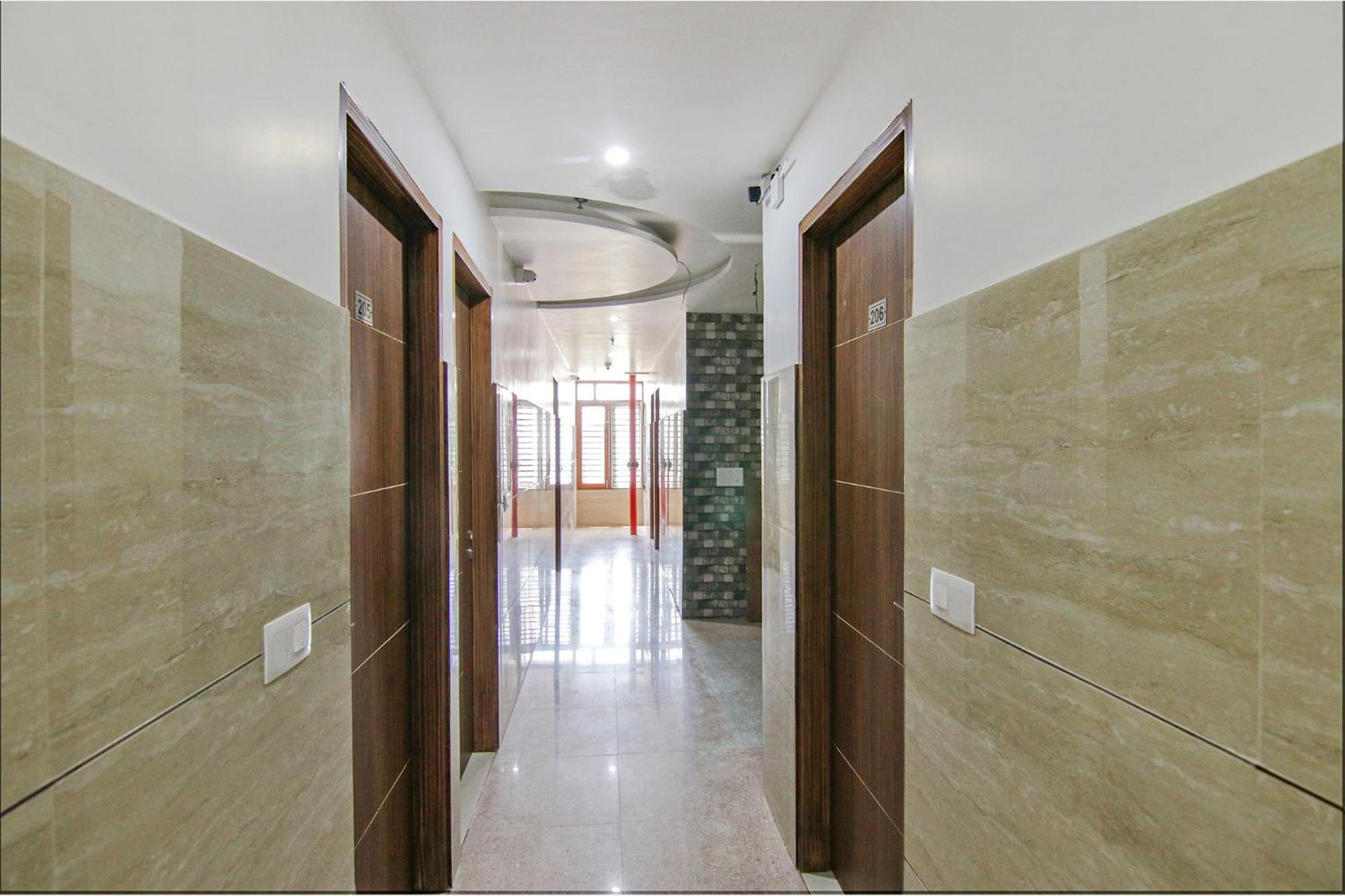 Fabhotel Meridian Inn Mohali Exterior foto